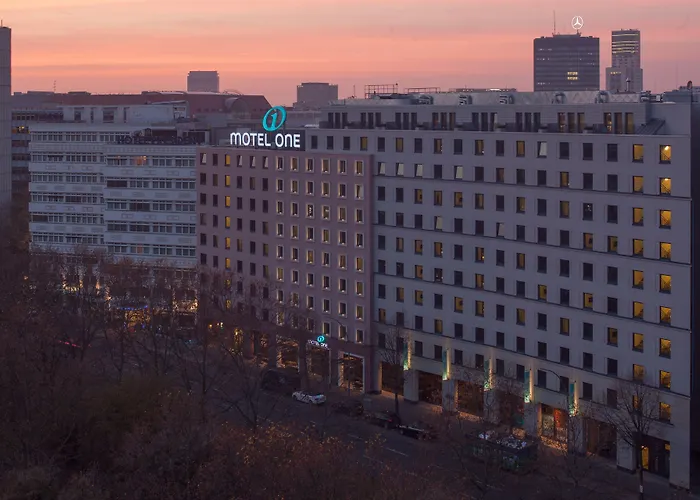 蒂尔加藤1号汽车旅馆