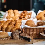 蒂尔加藤1号汽车旅馆 酒店