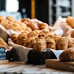 蒂尔加藤1号汽车旅馆 酒店